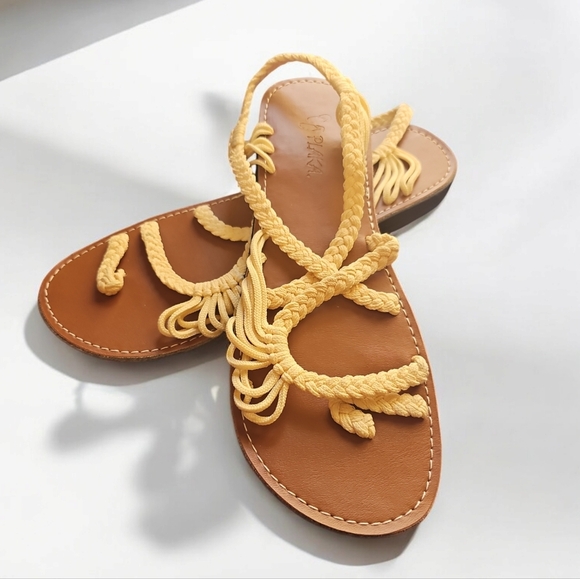 Palm Leaf Flat Women's Sandals | Sweet-Ivory - Picture 1 of 8